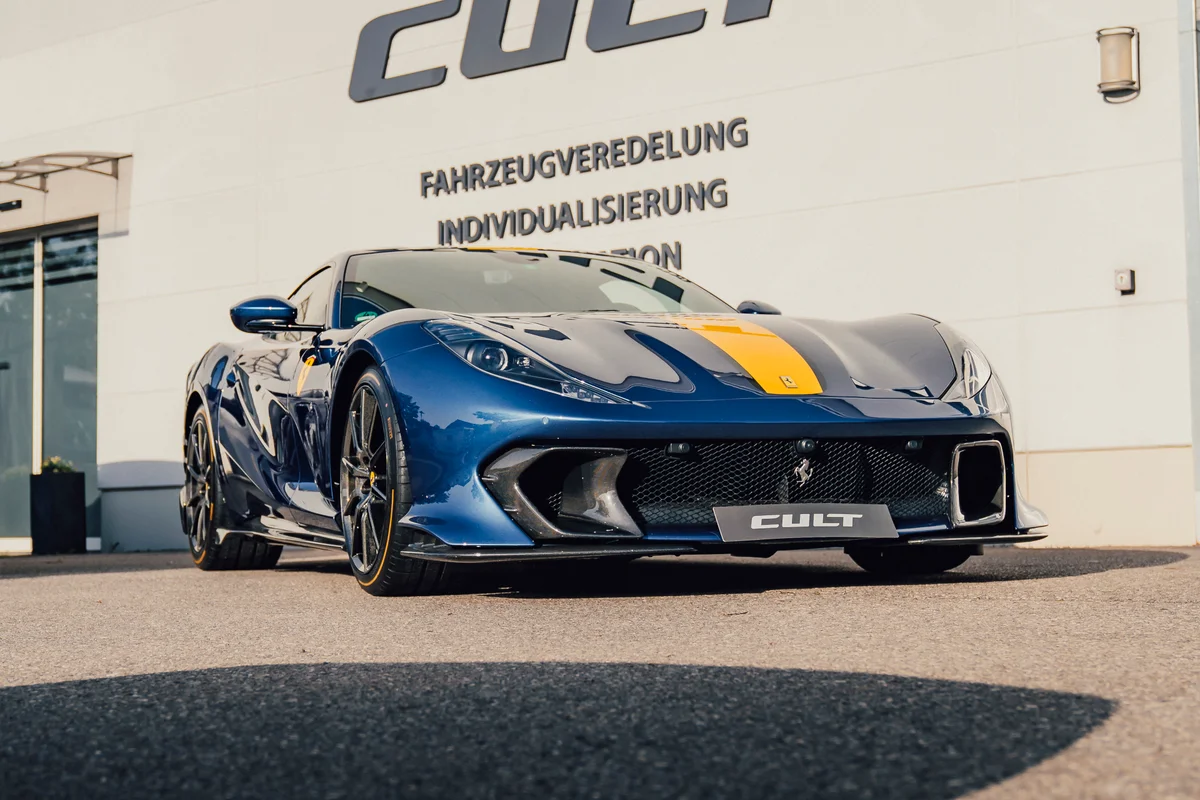 Ferrari 812 Competizione